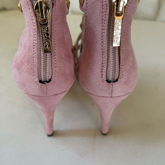 Michael Antonio light pink faux suede gladiator heels with gold tone studs SZ8 - Picture 12 of 13